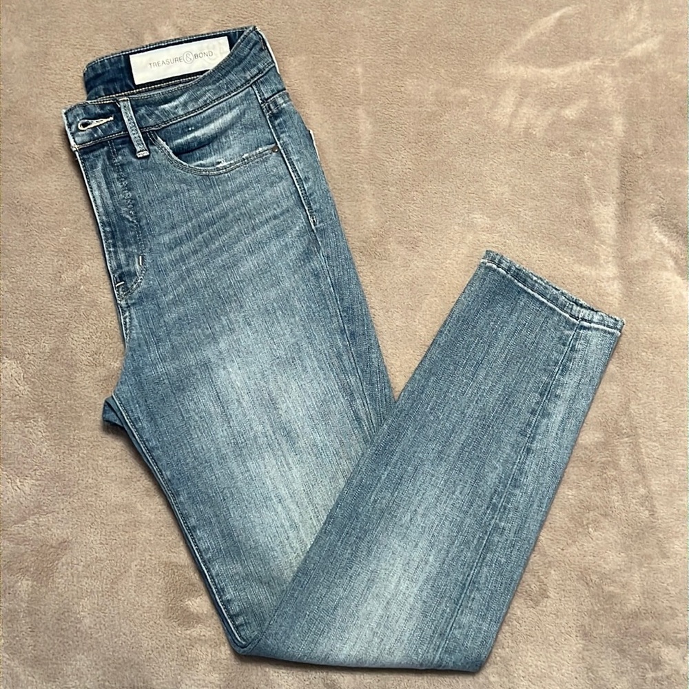 Treasure & Bond Charity Skinny High Rise Crop - Picture 1 of 14